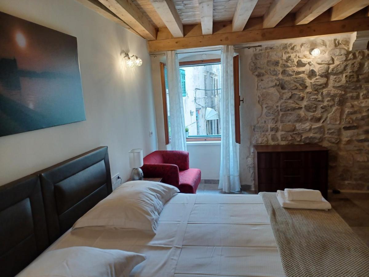 Jr Luxury Guesthouse2 スプリト エクステリア 写真