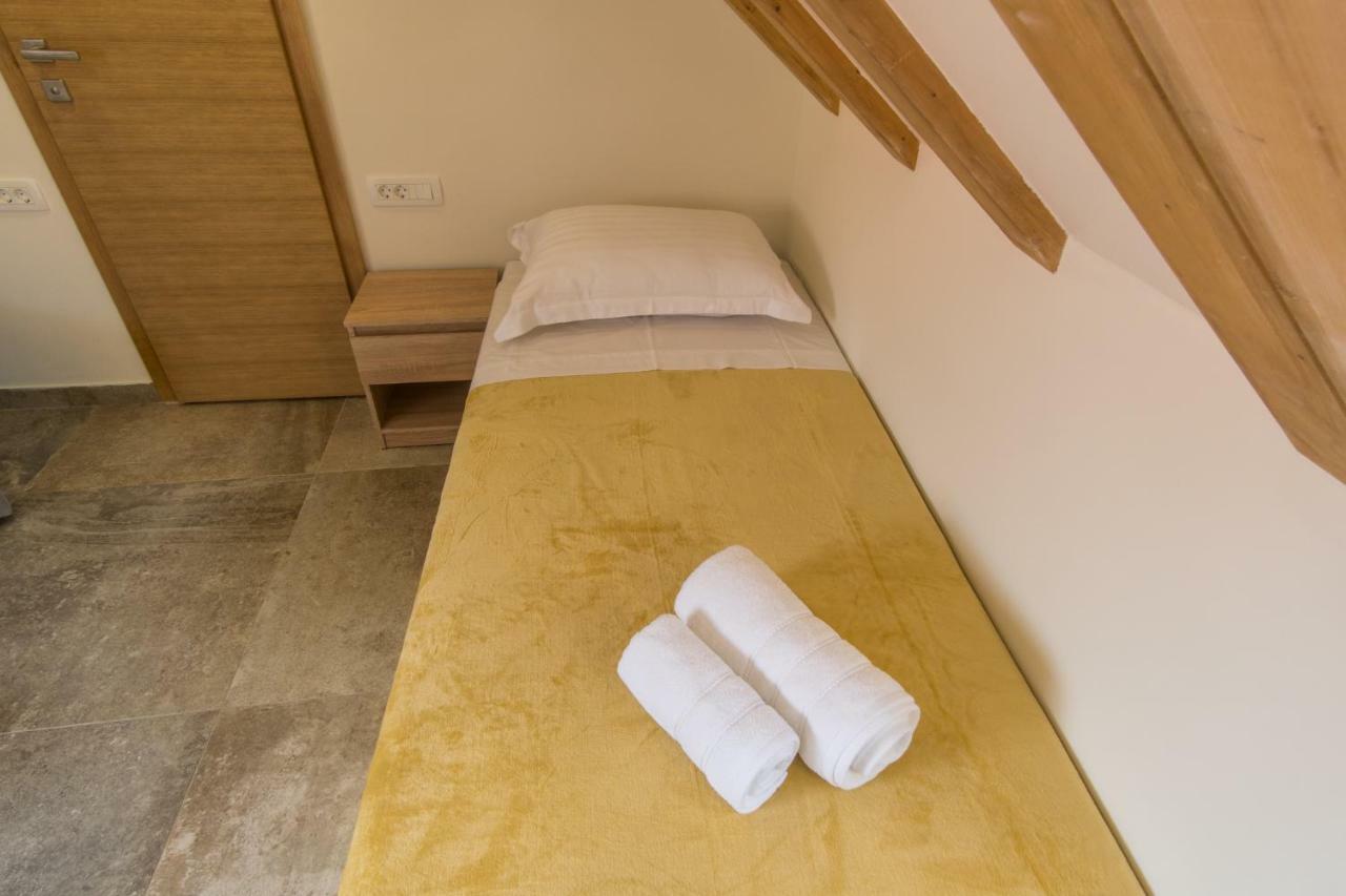 Jr Luxury Guesthouse2 スプリト エクステリア 写真