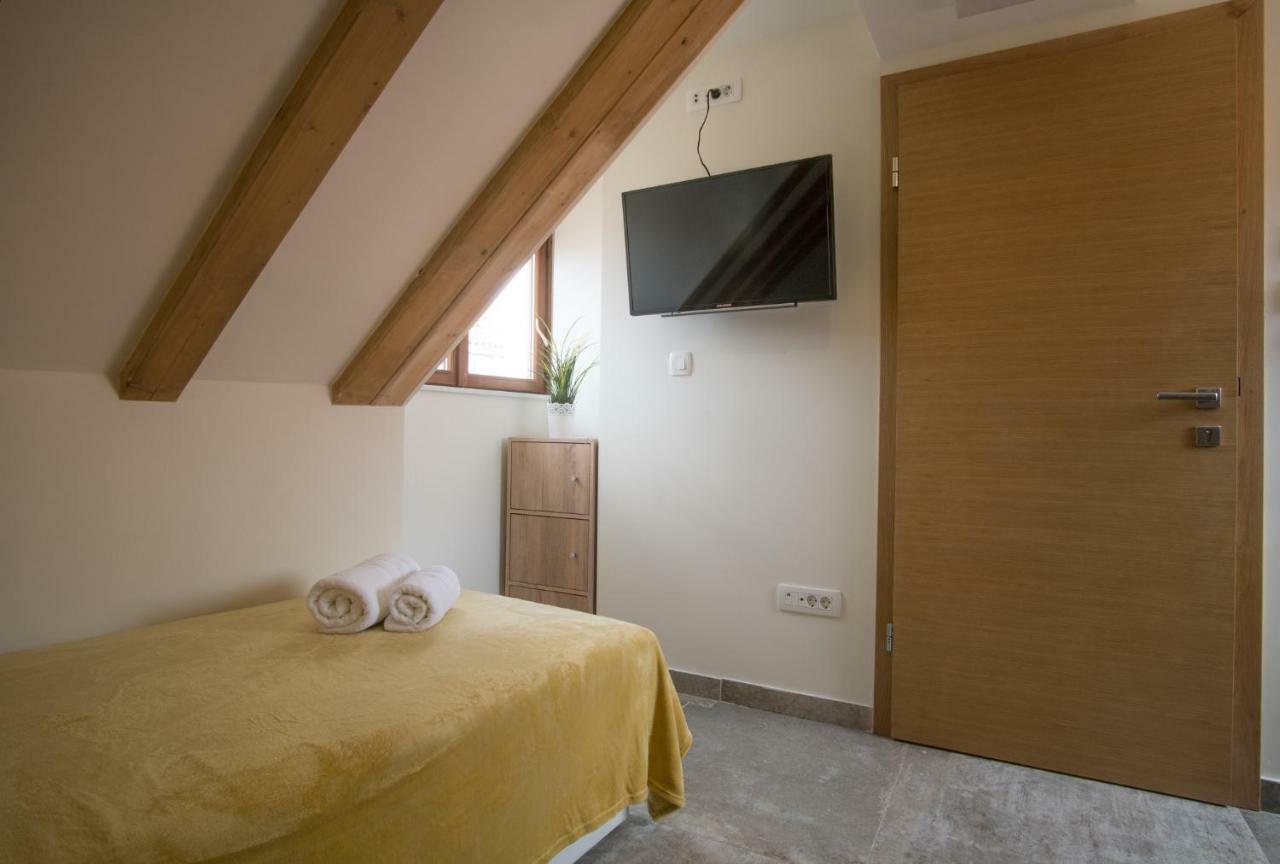Jr Luxury Guesthouse2 スプリト エクステリア 写真