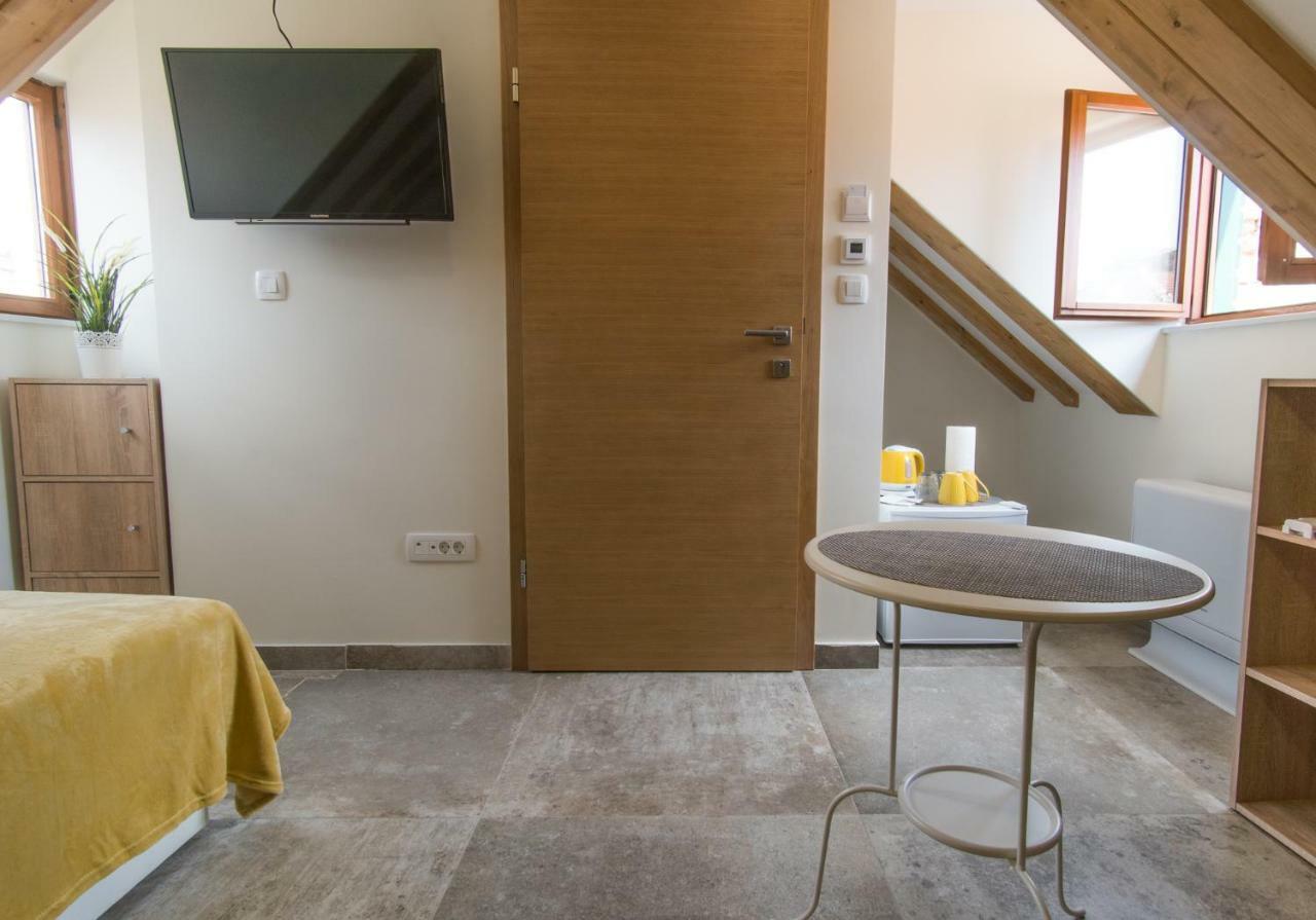 Jr Luxury Guesthouse2 スプリト エクステリア 写真